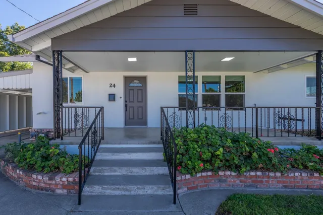 $850,000 | 24 East Abbey Street, Winters, CA 95694