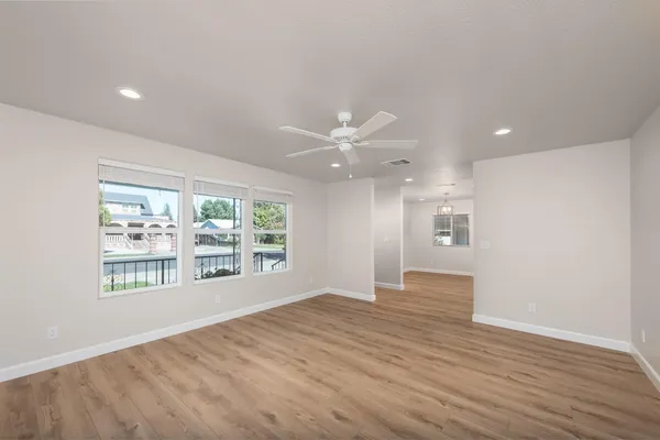 $850,000 | 24 East Abbey Street, Winters, CA 95694