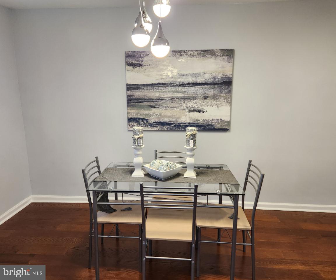 2090 Kent Road Folcroft, PA 19032 - Photo 18 of 35 Dining room