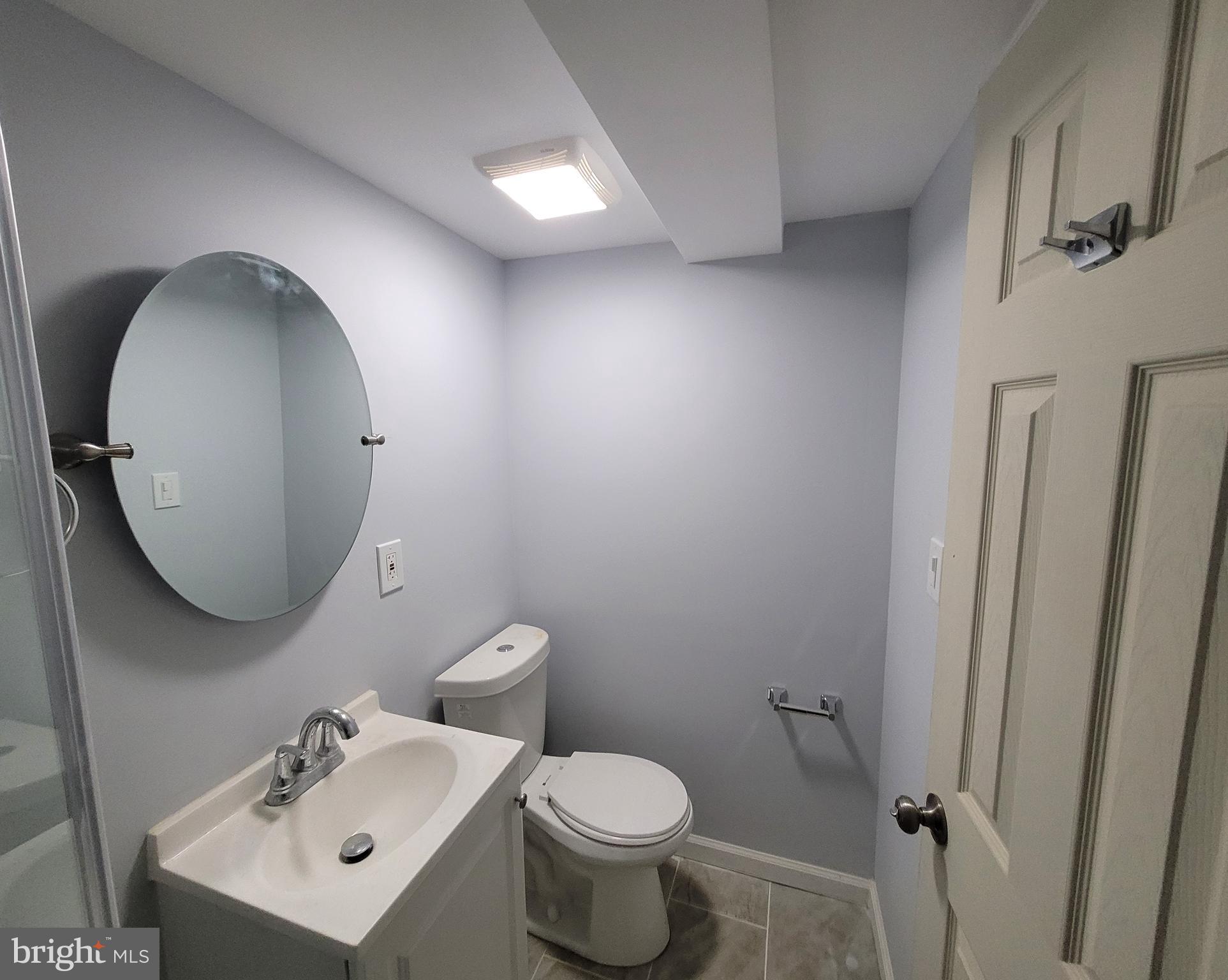 2090 Kent Road Folcroft, PA 19032 - Photo 32 of 35 Lower level full bathroom