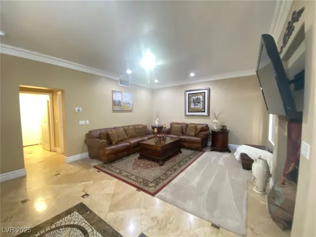 $3,500 | 8540 West Gilmore Avenue, Las Vegas, NV 89129