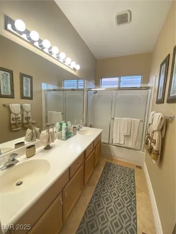 $3,500 | 8540 West Gilmore Avenue, Las Vegas, NV 89129