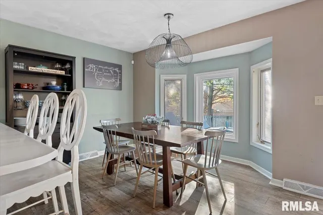 $325,000 | 2520 Argonne Avenue, Springfield, IL 62704