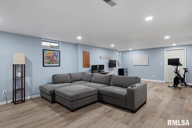 $325,000 | 2520 Argonne Avenue, Springfield, IL 62704