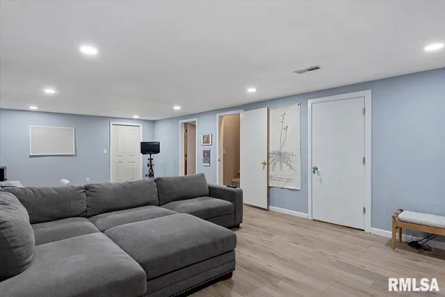 $325,000 | 2520 Argonne Avenue, Springfield, IL 62704