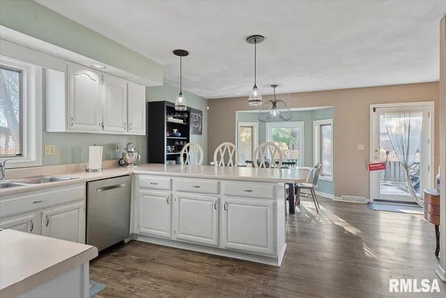 $325,000 | 2520 Argonne Avenue, Springfield, IL 62704