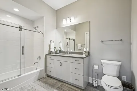 $5,700 | 33 Green Village Road, Madison, NJ 07940
