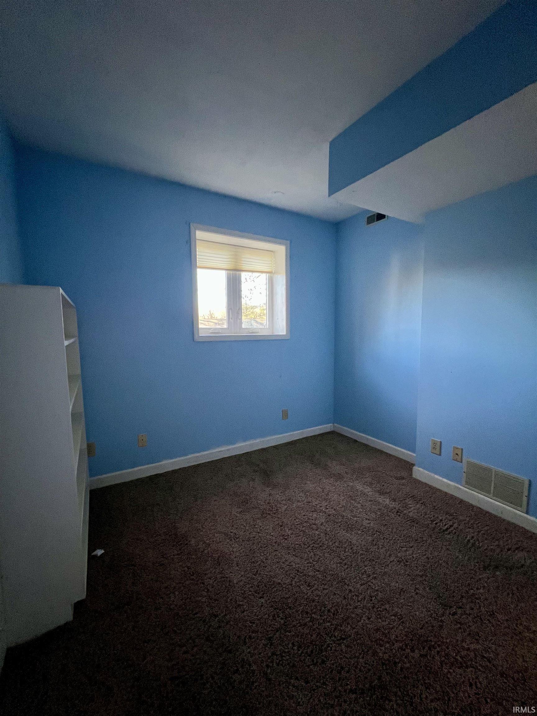 9531 South Harbour Pointe Drive Bloomington, IN 47401 - Photo 24 of 31