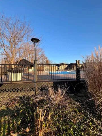 $285,000 | 9531 South Harbour Pointe Drive, Bloomington, IN 47401