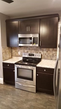 38 Daviston Street Springfield, MA 01108 - Photo 4 of 8