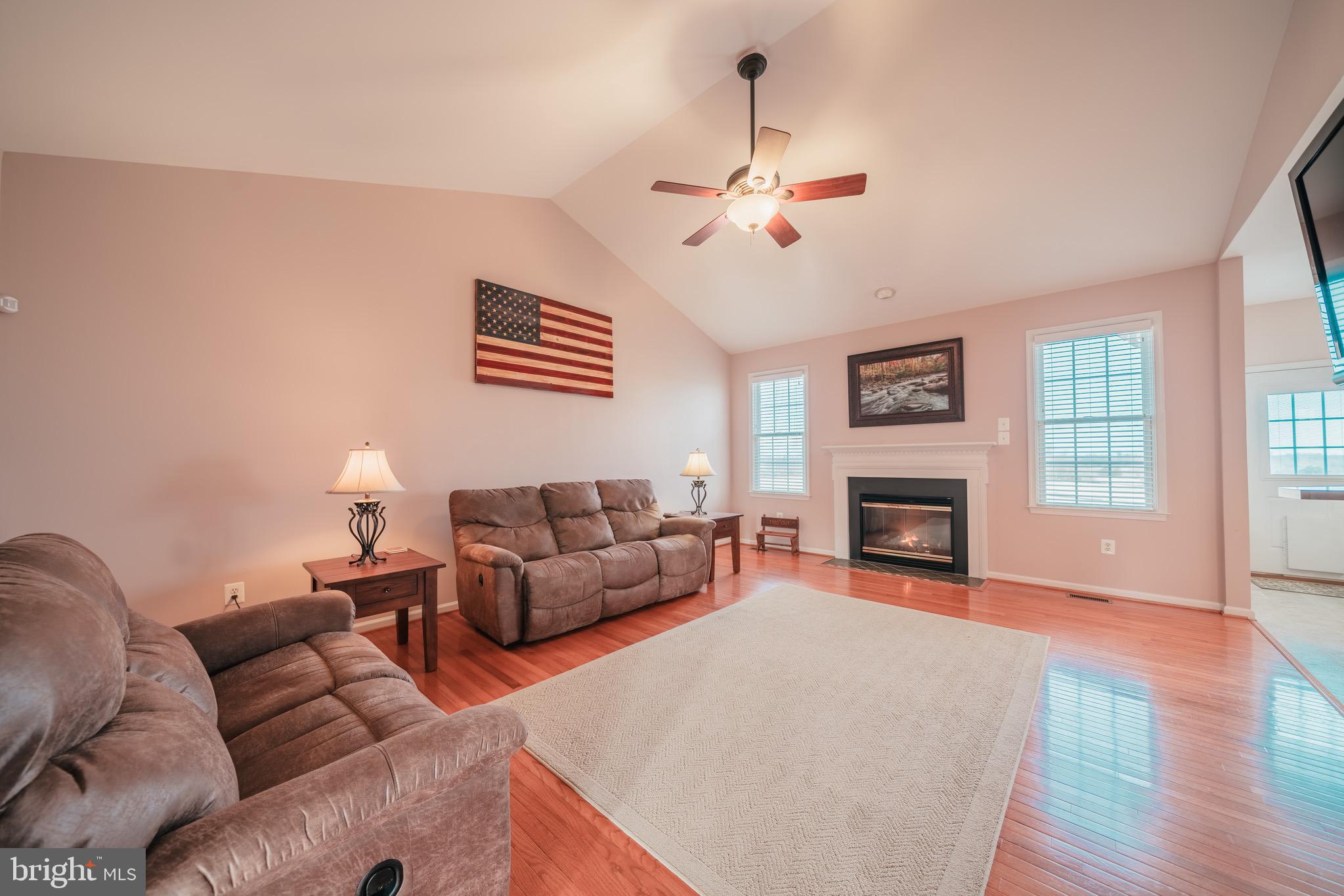 15186 Spring Ridge Road Culpeper, VA 22701 - Photo 3 of 36 Cathedral ceiling in large open Living Room
