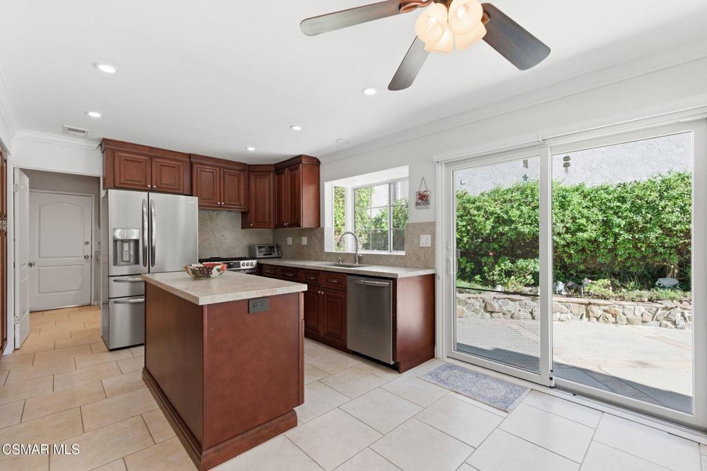 939 Ranch House Road Westlake Village, CA 91361 - Photo 20 of 59