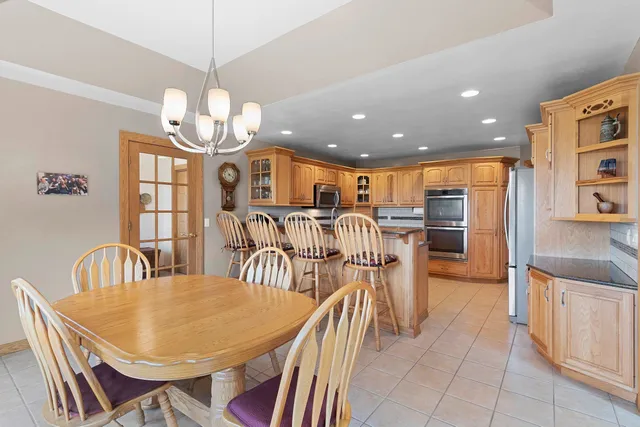 $624,900 | W5735 County Road East, Shawano, WI 54166