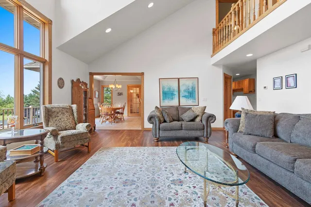 $624,900 | W5735 County Road East, Shawano, WI 54166