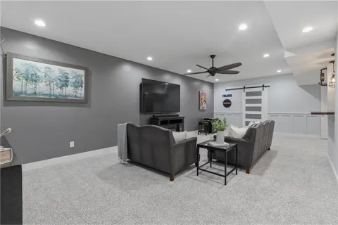 $490,000 | 647 Southwest Crestview Drive, Grain Valley, MO 64029