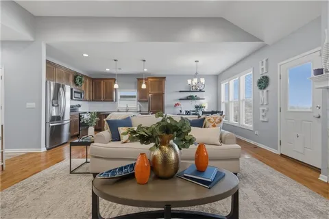 $490,000 | 647 Southwest Crestview Drive, Grain Valley, MO 64029