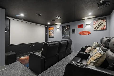 $490,000 | 647 Southwest Crestview Drive, Grain Valley, MO 64029