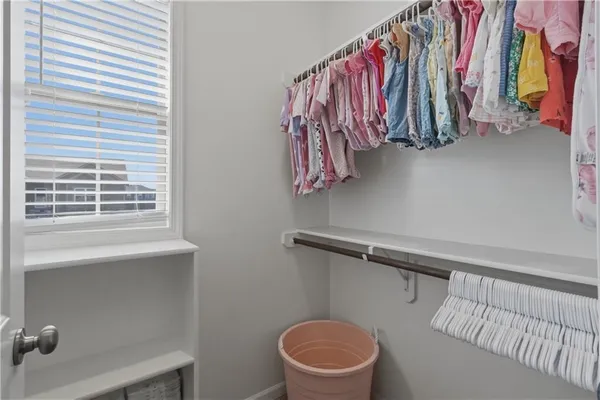 $490,000 | 647 Southwest Crestview Drive, Grain Valley, MO 64029