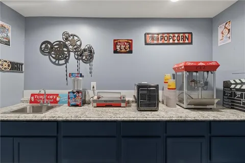 $490,000 | 647 Southwest Crestview Drive, Grain Valley, MO 64029