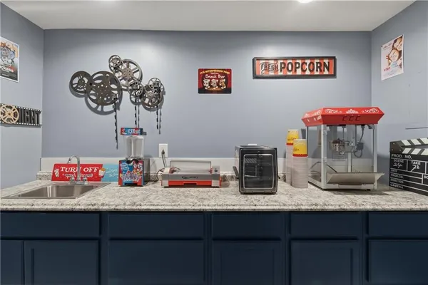 $490,000 | 647 Southwest Crestview Drive, Grain Valley, MO 64029