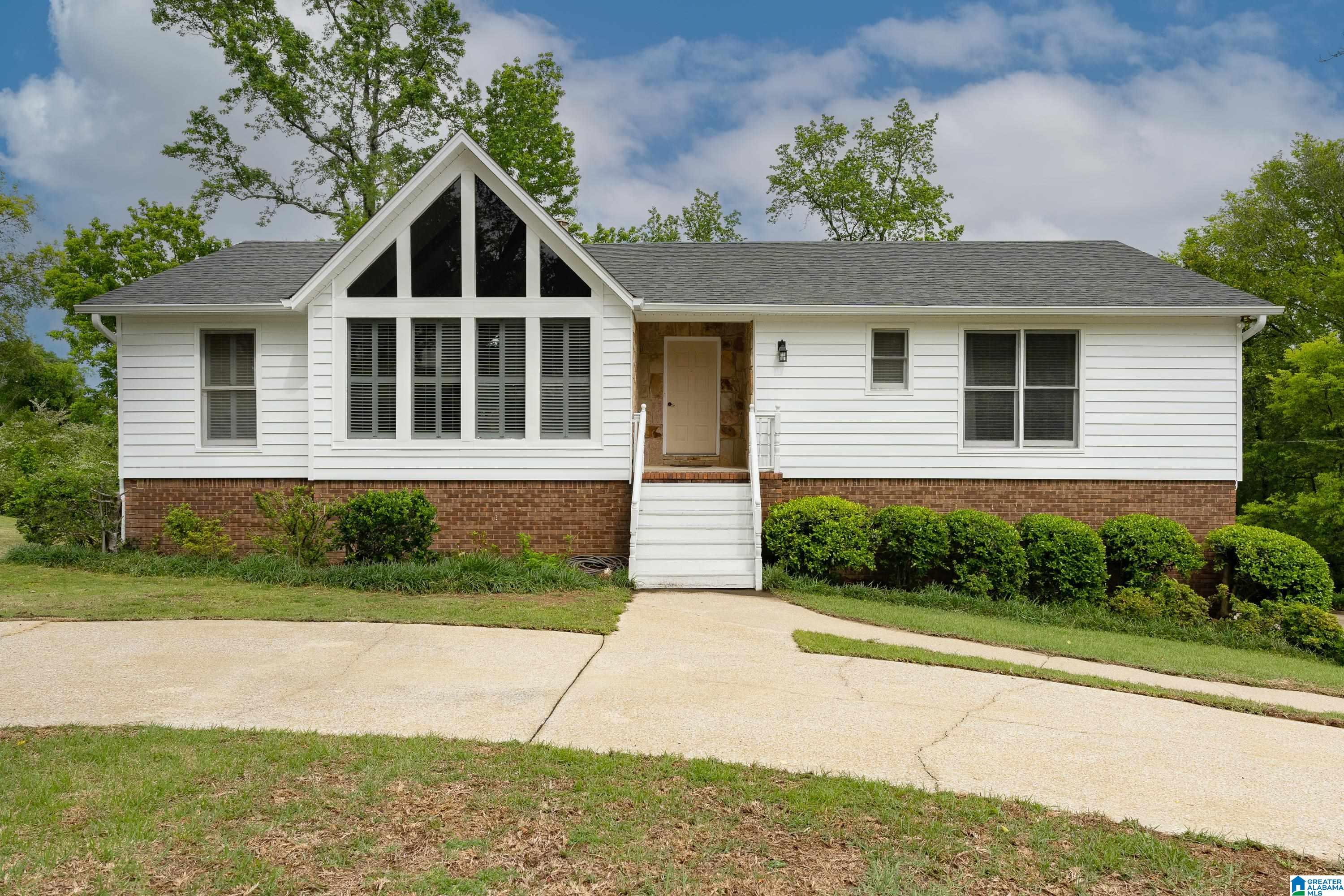733 Rockbridge Road Birmingham, AL 35216 - Photo 1 of 35
