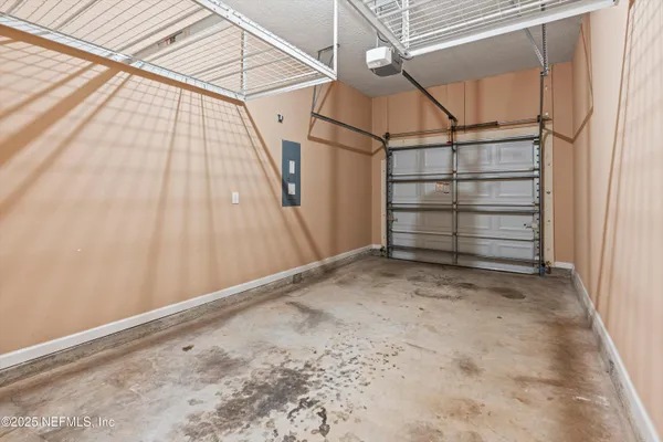 $1,550 | 7043 Deer Lodge Circle, Unit 110, Jacksonville, FL 32256