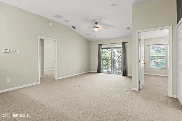 $1,550 | 7043 Deer Lodge Circle, Unit 110, Jacksonville, FL 32256