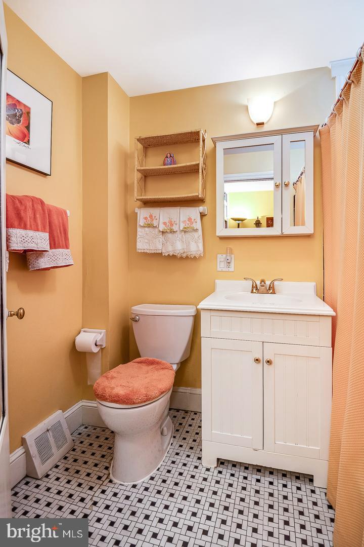 1841 Addison Street Philadelphia, PA 19146 - Photo 14 of 25 Gallery Image 14