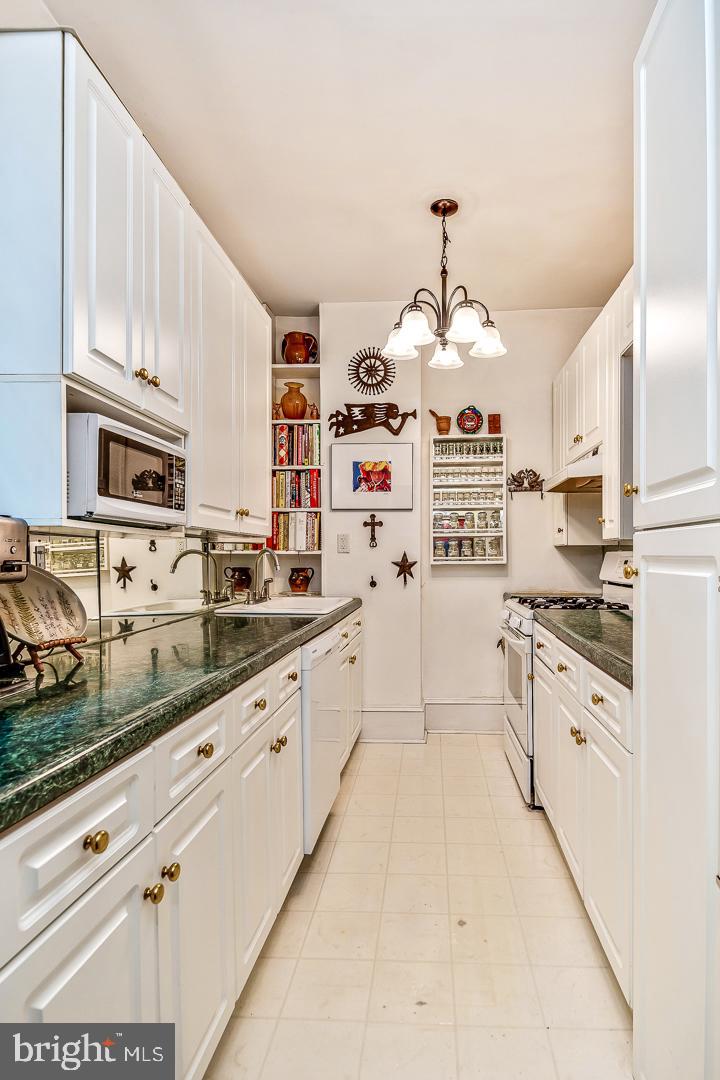 1841 Addison Street Philadelphia, PA 19146 - Photo 7 of 25 Gallery Image 7