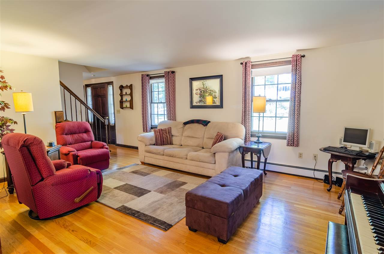 10 Simpson Road Windham, NH 03087 - Photo 11 of 22