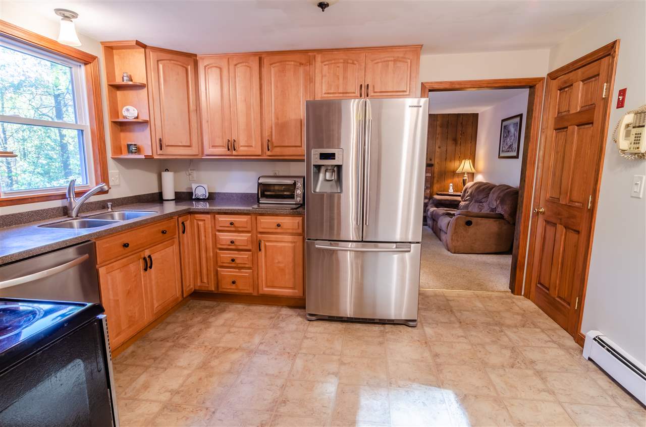10 Simpson Road Windham, NH 03087 - Photo 8 of 22