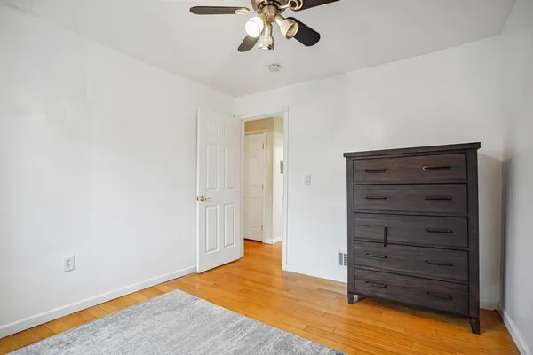 $3,850 | 292 New York Avenue, Jersey City, NJ 07307