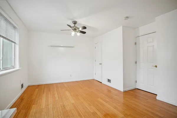 $3,850 | 292 New York Avenue, Jersey City, NJ 07307