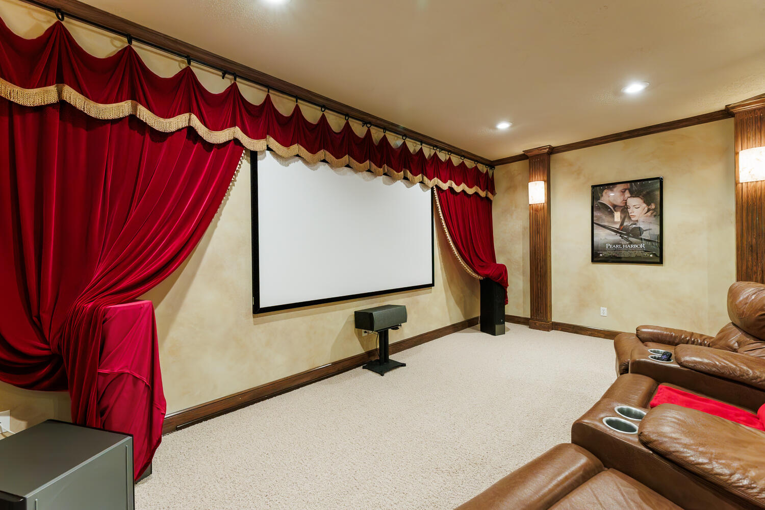 9809 Topeka Avenue Lubbock, TX 79424 - Photo 46 of 87 Theater Room