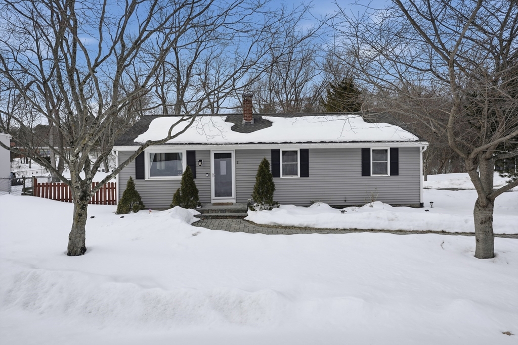 2 Hemenway Road Framingham, MA 01701 - Photo 3 of 33