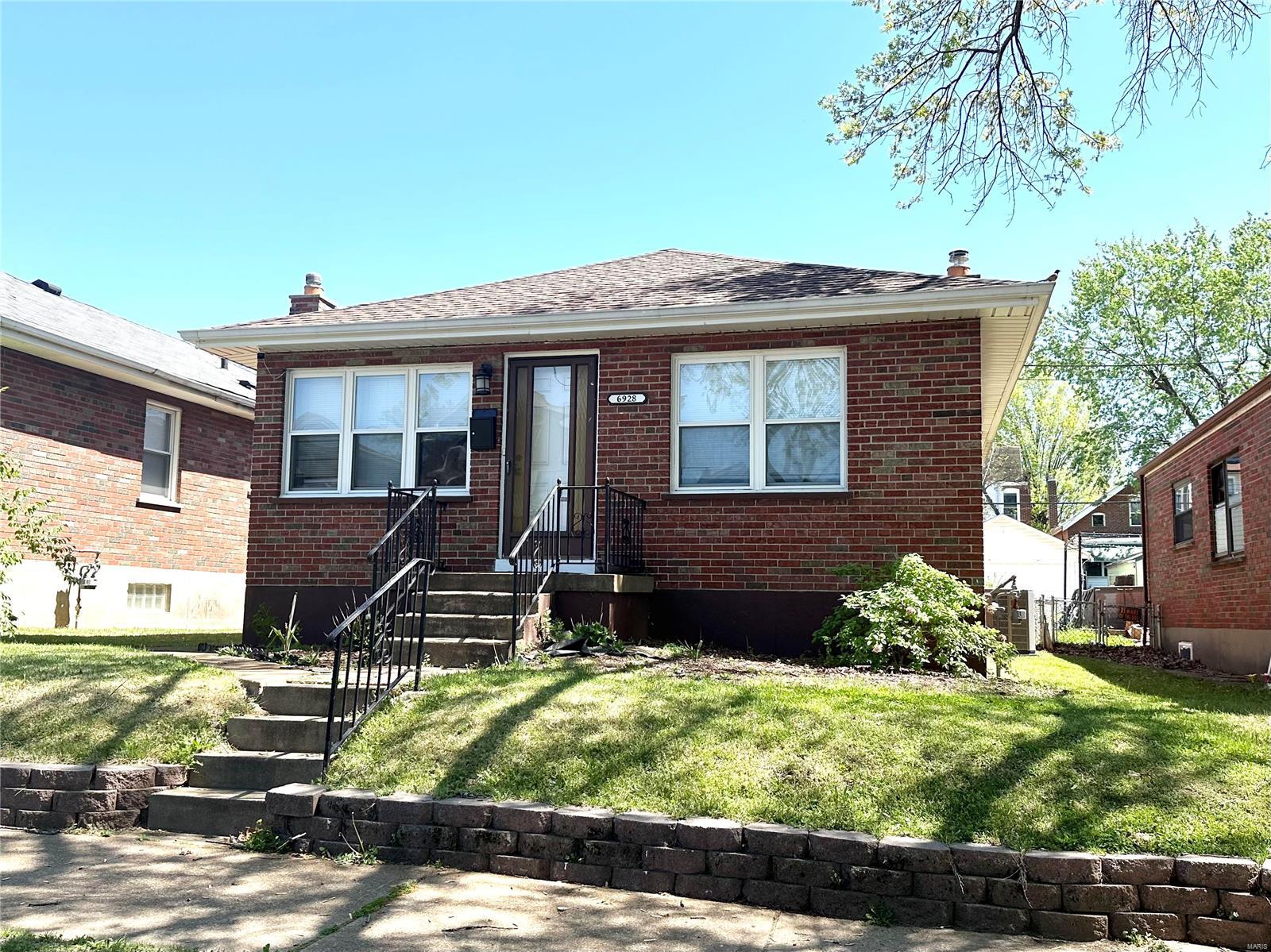 6928 Alabama Avenue, St. Louis, MO 63111 Compass
