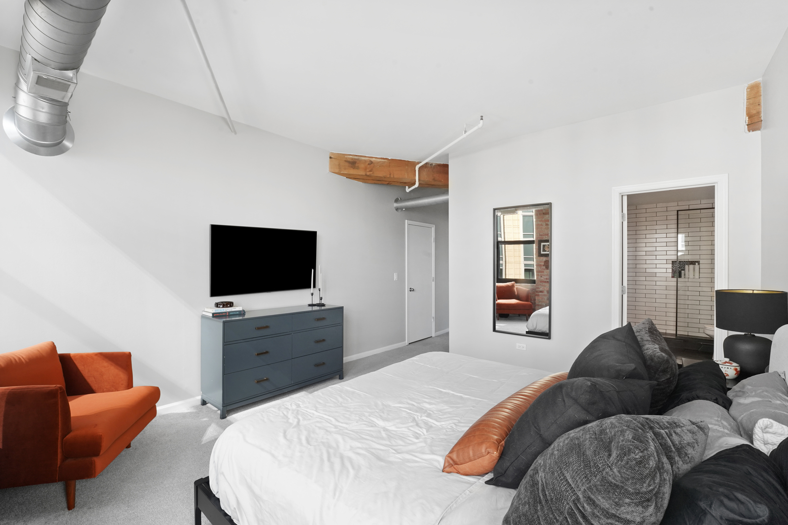 520 West Huron Street, Unit 420 Chicago, IL 60654 - Photo 16 of 22