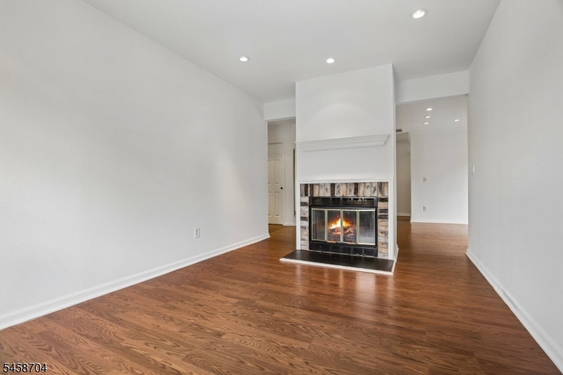 44 Jamestown Road Bernards, NJ 07920 - Photo 1 of 23 Gallery Image 1