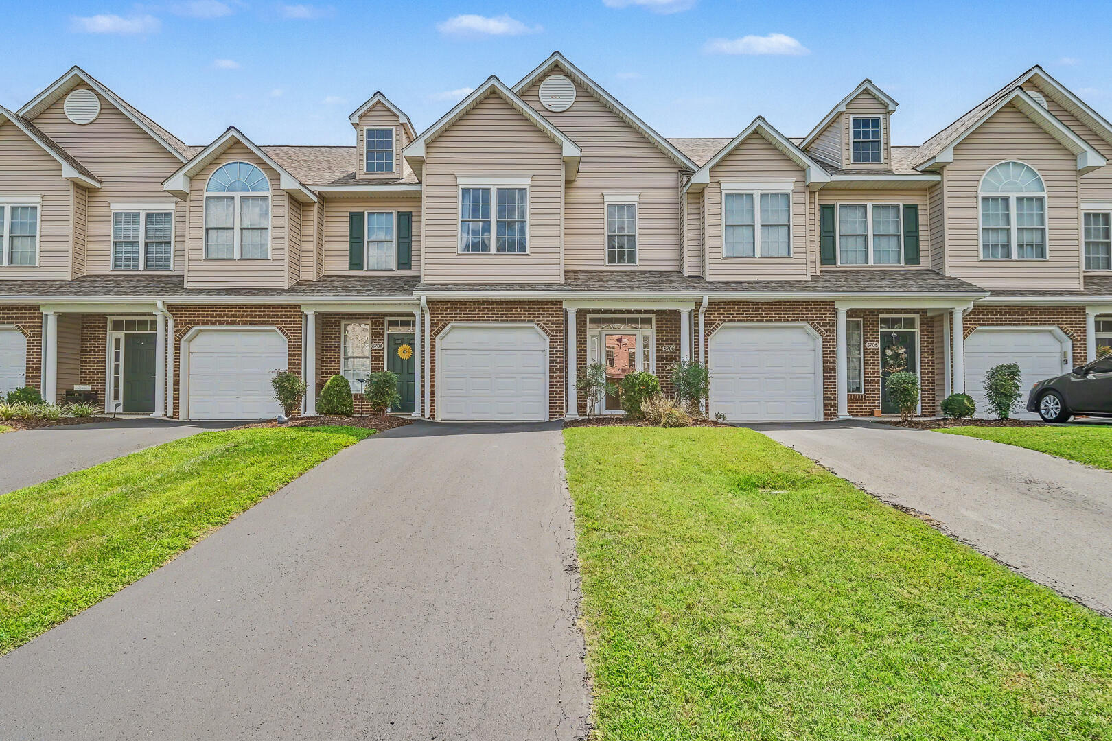 8706 Little Hoop Road Roanoke, VA 24019 - Photo 2 of 41 8706 Little Hoop Rd-1