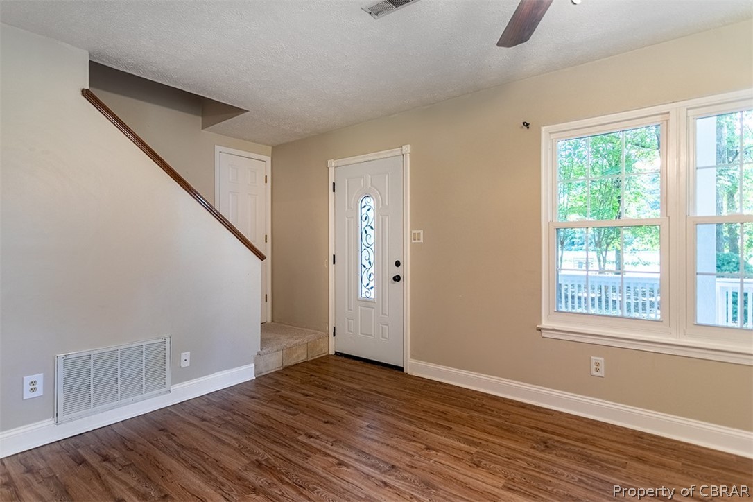 4351 Cappahosic Road Gloucester, VA 23061 - Photo 9 of 38 Gallery Image 9