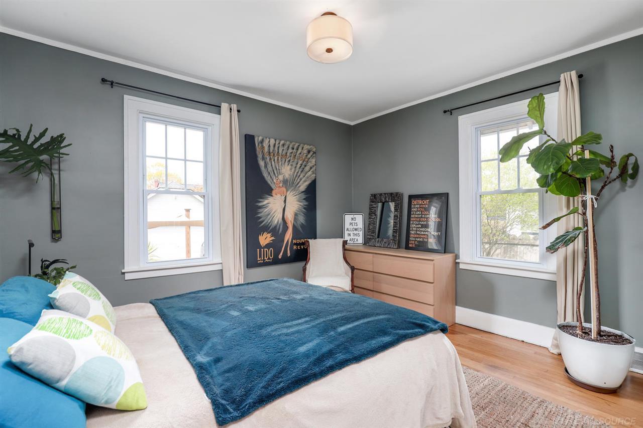 937 Lincoln Road Grosse Pointe, MI 48230 - Photo 21 of 34 31378829-20.JPG