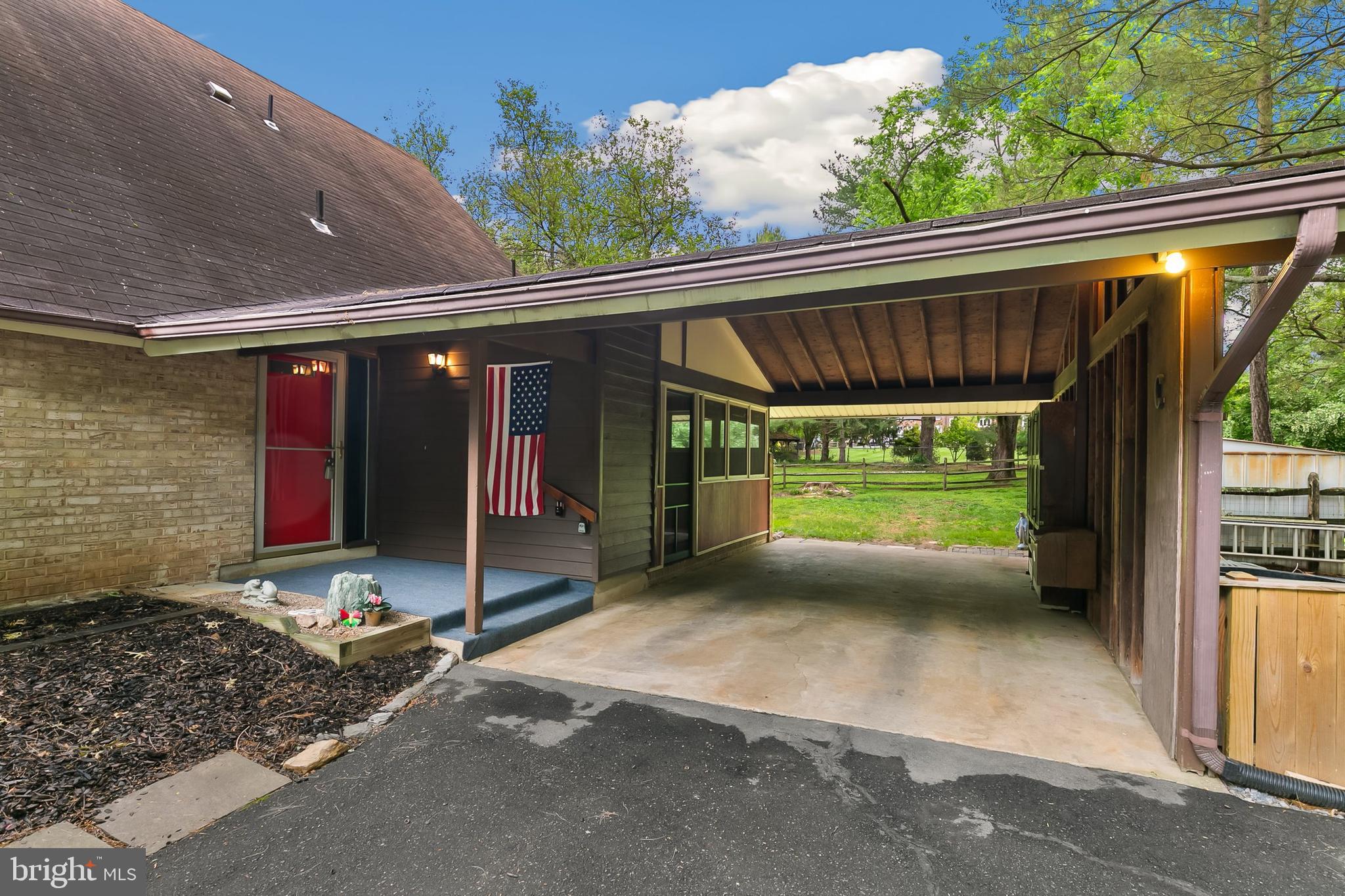 3328 Gold Mine Road Brookeville, MD 20833 - Photo 3 of 58