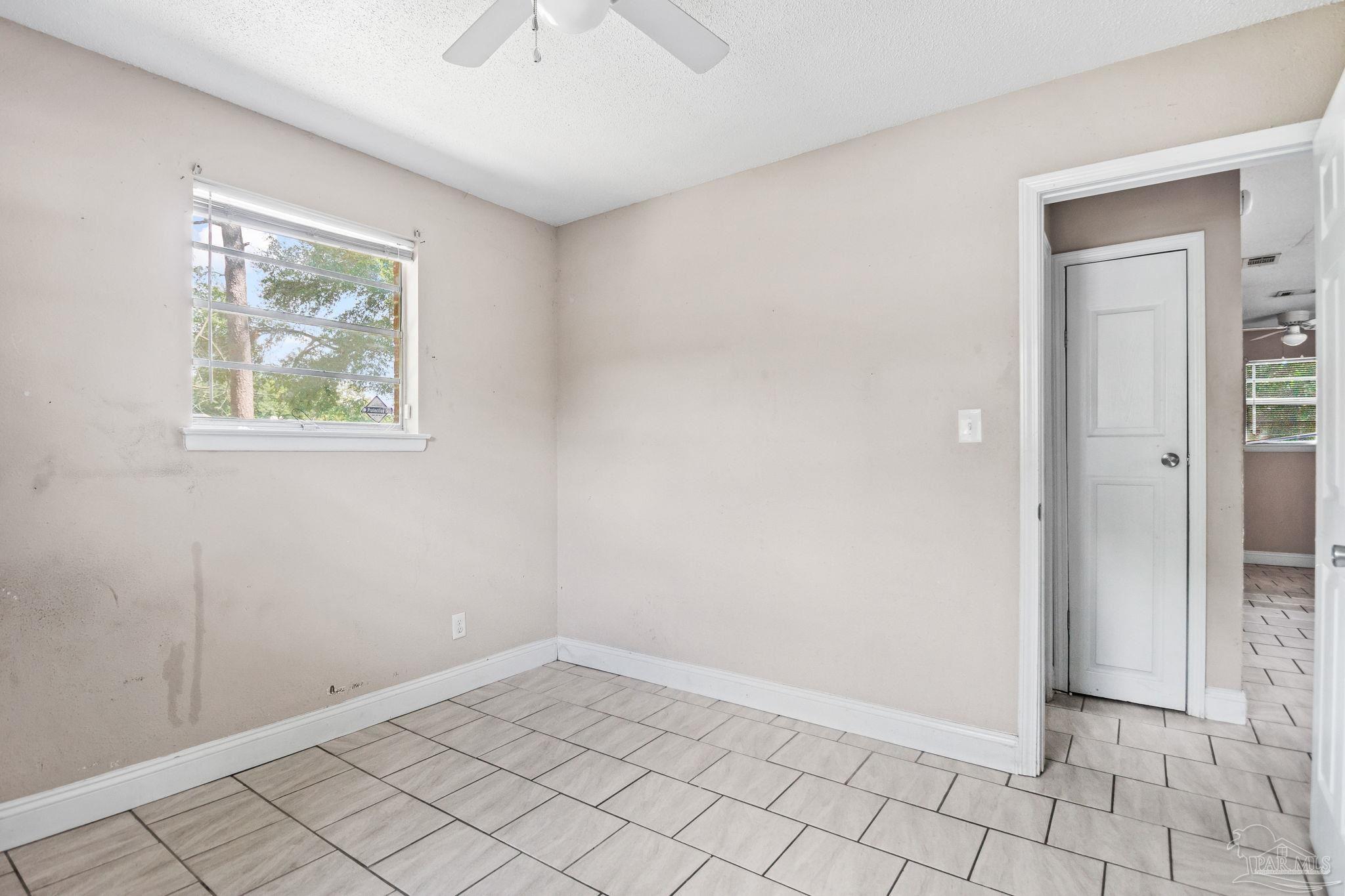 6424 Dunbar Road Pensacola, FL 32505 - Photo 17 of 27 Gallery Image 17