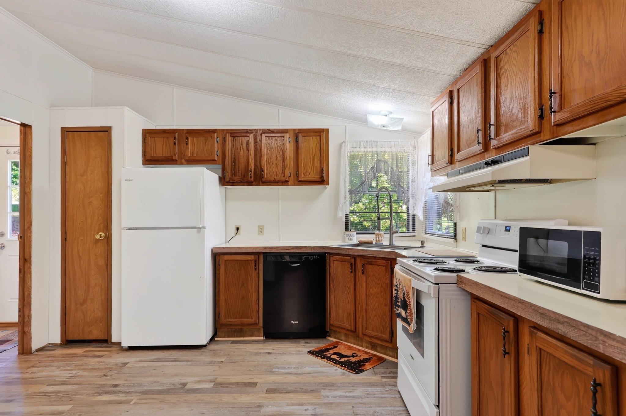 2430 Viola Road McMinnville, TN 37110 - Photo 21 of 45 Gallery Image 21