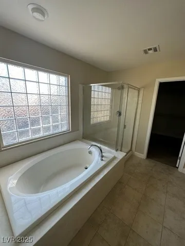 $2,950 | Undisclosed Address, Las Vegas, NV 89138