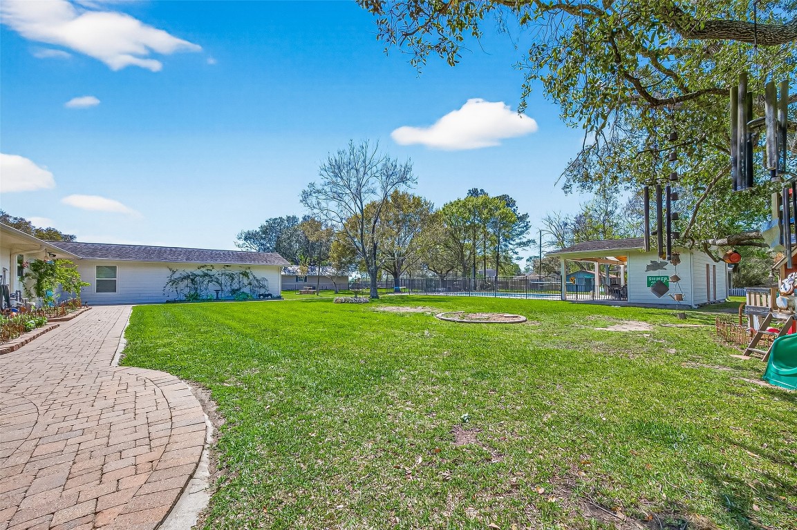 2816 David Street Rosenberg, TX 77471 - Photo 40 of 45 TONS of Lawn Space
