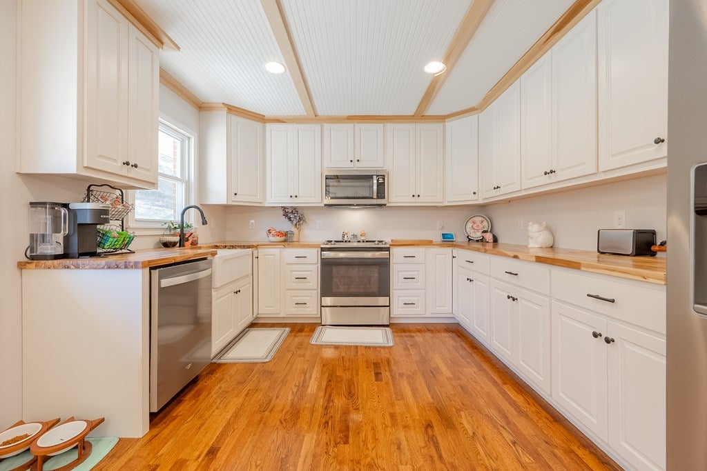 1350 Ivanhoe Road Max Meadows, VA 24360 - Photo 14 of 79 Gallery Image 14