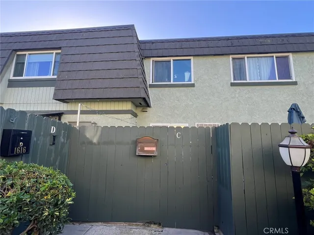 $679,000 | 1616 Iowa Street, Unit C, Costa Mesa, CA 92626