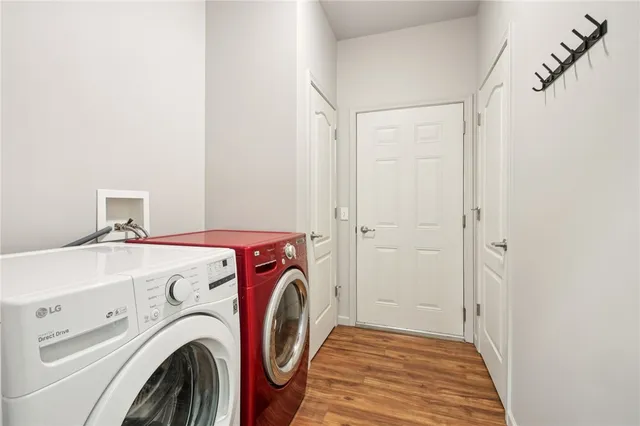 $329,900 | 127 Harrogate Crossing, Henrietta, NY 14586