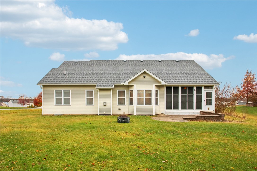 127 Harrogate Crossing Henrietta, NY 14586 - Photo 4 of 48